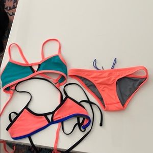 Jolyn bikini (2 tops and one bottom)